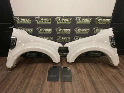 F450 Lariat white fender