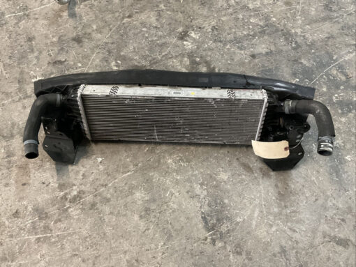 2017 Audi R8 Front Center Radiator